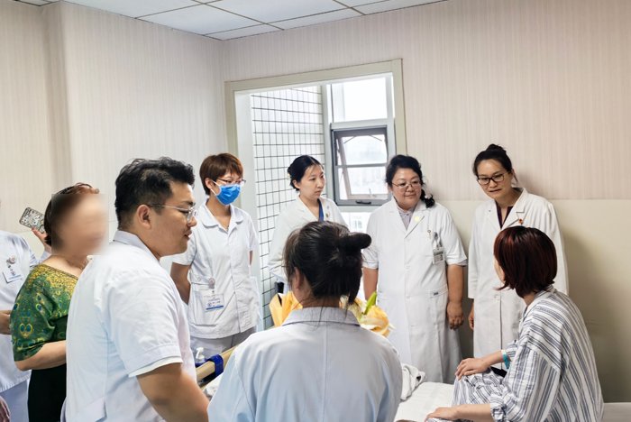 这一病例不仅考验了医疗团队的专业技能